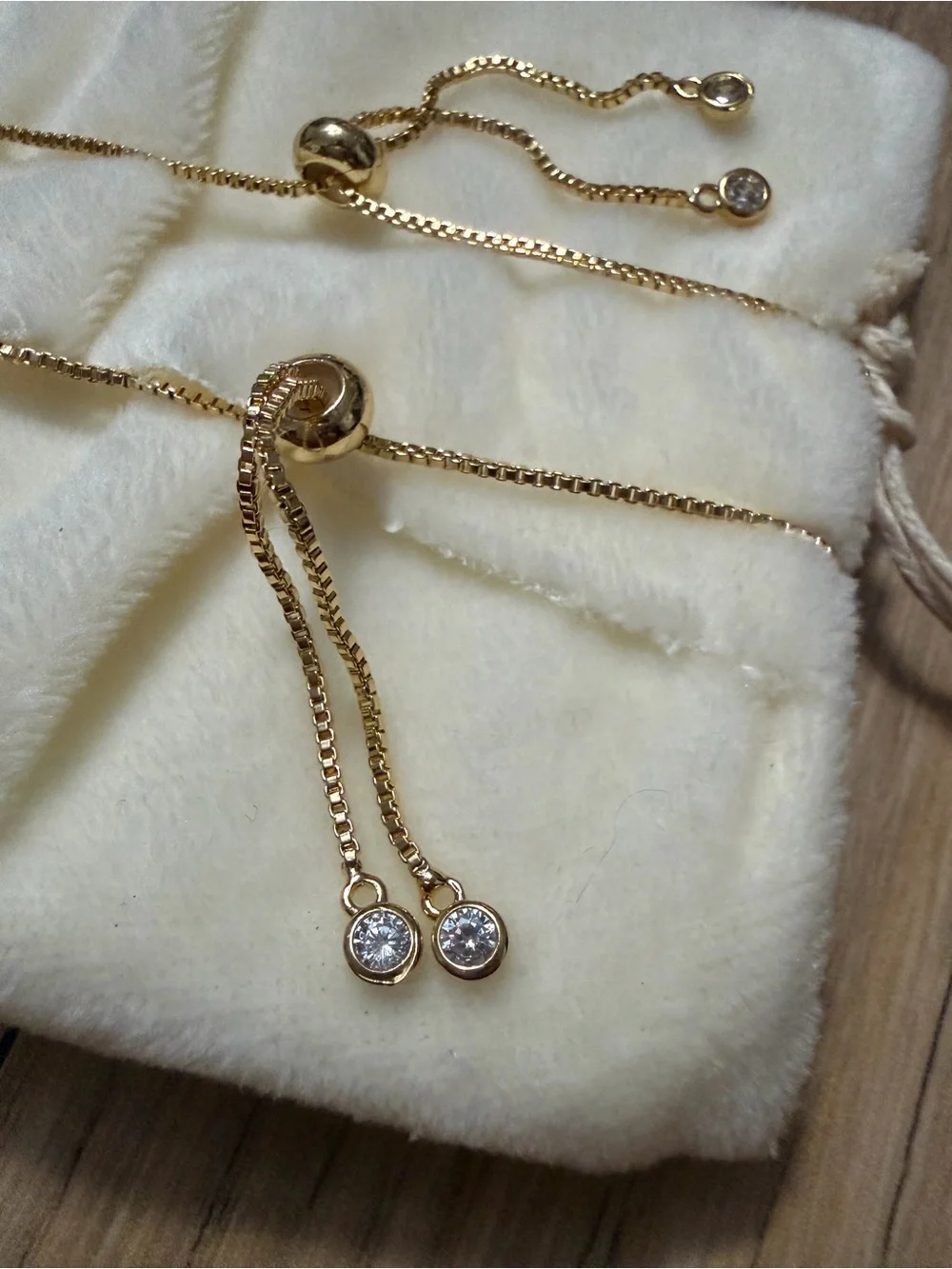 eye candy Gold Tone Mother-of-Pearl Clover & Crystal Chain Bracelet Set